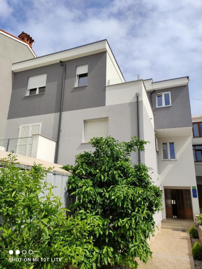 Apartman Marina Veruda Pula Ngoại thất bức ảnh